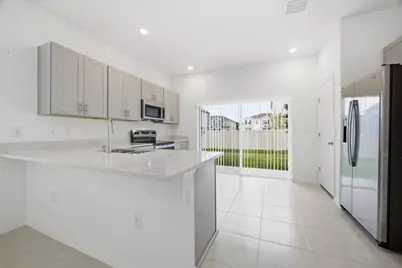 2874 Skyline Loop, Kissimmee, FL 34758 - Photo 4