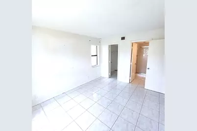 7221 Golf Colony Court #102, Lake Worth, FL 33467 - Photo 10