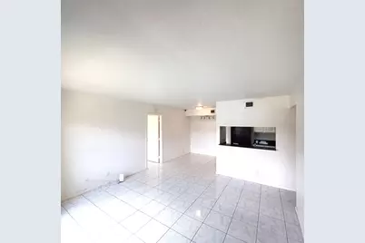 7221 Golf Colony Court #102, Lake Worth, FL 33467 - Photo 4