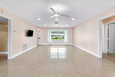 106 NW 10th Court, Boynton Beach, FL 33426 - Photo 6