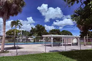 6807 NW 80th Ct, Tamarac, FL 33321 - Photo 24