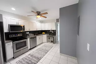 1240 SE 3rd Ct, Deerfield Beach, FL 33441 - Photo 4