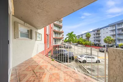 1750 W 46th Street #242, Hialeah, FL 33012 - Photo 28