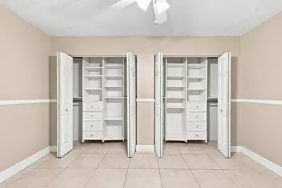 1750 W 46th Street #242, Hialeah, FL 33012 - Photo 22