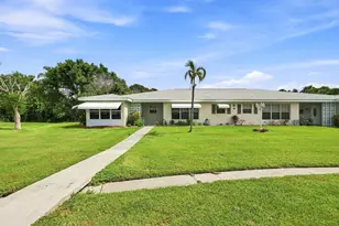 912 Savannas Point Dr, Fort Pierce, FL 34982 - Photo 1