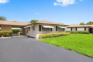 122 Mockingbird Ln, Delray Beach, FL 33445 - Photo 1
