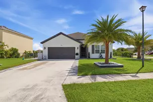 3146 Tidewater Cir, Fort Pierce, FL 34945 - Photo 1