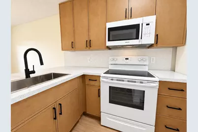 1172 Coral Club Drive #1172, Coral Springs, FL 33071 - Photo 10