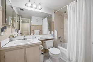 331 Knotty Pine Cir, Greenacres, FL 33463 - Photo 16