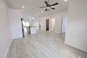 1562 W 26th Ct, Riviera Beach, FL 33404 - Photo 4