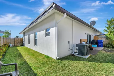1562 W 26th Court, Riviera Beach, FL 33404 - Photo 16