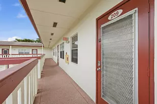 209 Brighton E, Boca Raton, FL 33434 - Photo 24