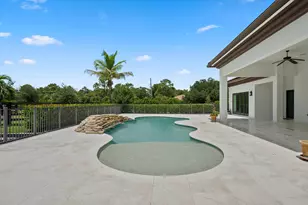 843 Stallion Dr, Loxahatchee, FL 33470 - Photo 44