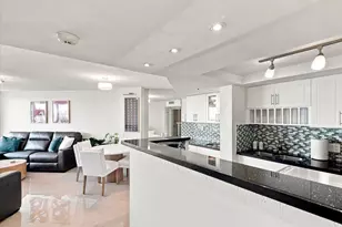 300 Three Islands Boulevard, Hallandale Beach, FL 33009 - Photo 10