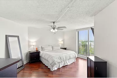 300 Three Islands Boulevard #312, Hallandale Beach, FL 33009 - Photo 18