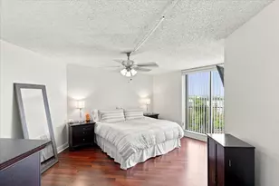 300 Three Islands Boulevard, Hallandale Beach, FL 33009 - Photo 18