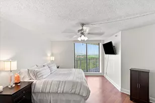 300 Three Islands Blvd, Hallandale Beach, FL 33009 - Photo 18