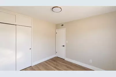 1142 Chateau Park Drive, Fort Lauderdale, FL 33311 - Photo 20