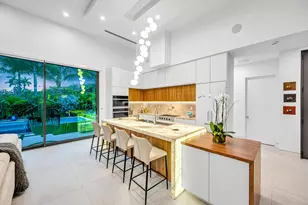 215 NE 28th Ct, Wilton Manors, FL 33334 - Photo 16