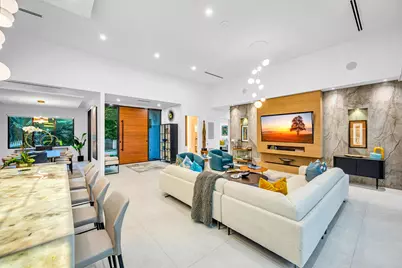 215 NE 28th Court, Wilton Manors, FL 33334 - Photo 22