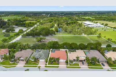 11849 Osprey Point Circle, Wellington, FL 33449 - Photo 32