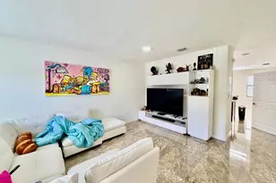 10490 W 33rd Way, Hialeah, FL 33018 - Photo 4