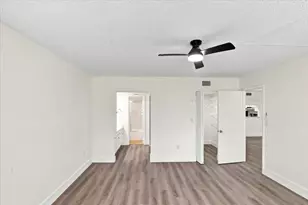 1100 Colony Point Cir, Pembroke Pines, FL 33026 - Photo 16