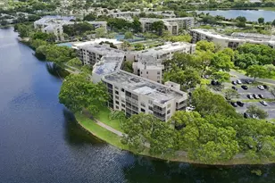 1100 Colony Point Cir, Pembroke Pines, FL 33026 - Photo 38