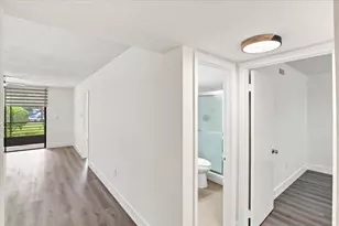 1100 Colony Point Cir, Pembroke Pines, FL 33026 - Photo 22