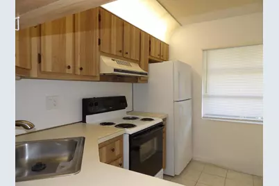 5445 Glenda Street, West Palm Beach, FL 33417 - Photo 8