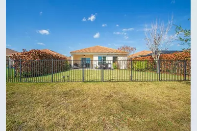 1804 Berkshire Circle SW, Vero Beach, FL 32968 - Photo 30