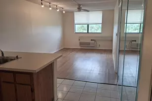 2401 Riverside Dr, Coral Springs, FL 33065 - Photo 4