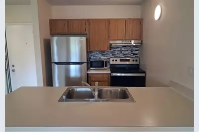 2401 Riverside Drive #517, Coral Springs, FL 33065 - Photo 2
