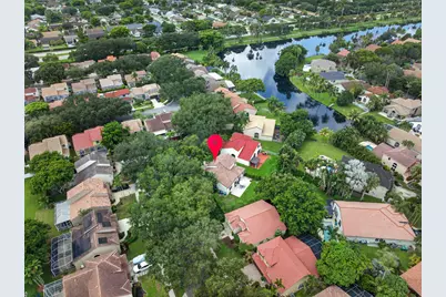 2640 Cayenne Avenue, Cooper City, FL 33026 - Photo 2