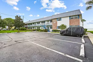 1177 Bayshore Dr, Hutchinson Island, FL 34949 - Photo 4