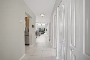 6676 Canary Palm Cir, Boca Raton, FL 33433 - Photo 4