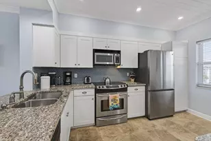 105 Paradise Harbour Blvd, North Palm Beach, FL 33408 - Photo 4