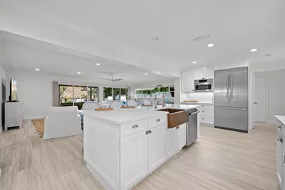 12831 S Shore Drive, Palm Beach Gardens, FL 33410 - Photo 10