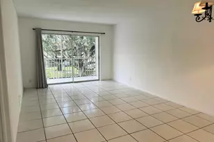 899 SE 2nd Ave, Deerfield Beach, FL 33441 - Photo 4