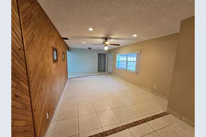9431 NW 24th Place, Pembroke Pines, FL 33024 - Photo 16