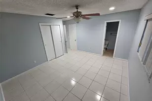 9431 NW 24th Pl, Pembroke Pines, FL 33024 - Photo 14