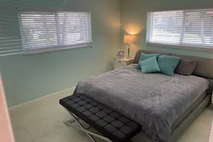 307 Lake Evelyn Dr, West Palm Beach, FL 33411 - Photo 16