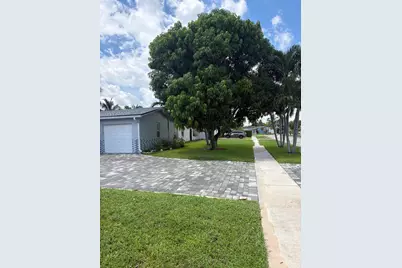 8250 SW 8th Court, North Lauderdale, FL 33068 - Photo 2