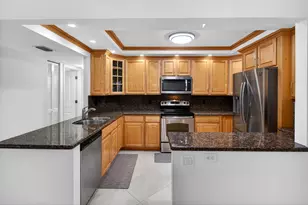 405 N Ocean Blvd, Pompano Beach, FL 33062 - Photo 8