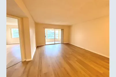 1000 SW 128th Terrace #411V, Pembroke Pines, FL 33027 - Photo 2