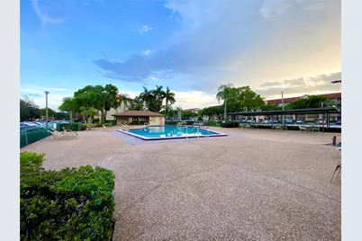 1000 SW 128th Terrace #411V, Pembroke Pines, FL 33027 - Photo 34