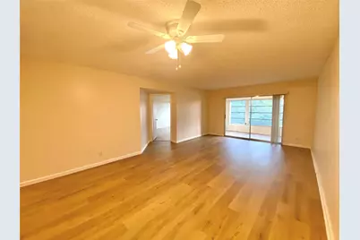 1000 SW 128th Terrace #411V, Pembroke Pines, FL 33027 - Photo 8