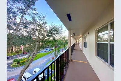 1000 SW 128th Terrace #411V, Pembroke Pines, FL 33027 - Photo 30