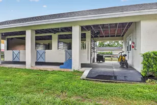 876 Cindy Cir Ln, Wellington, FL 33414 - Photo 4