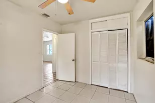 1318 NW 11th Pl, Fort Lauderdale, FL 33311 - Photo 14